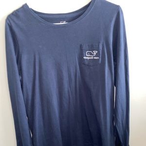 Navy Blue Vineyard Vines Tshirt